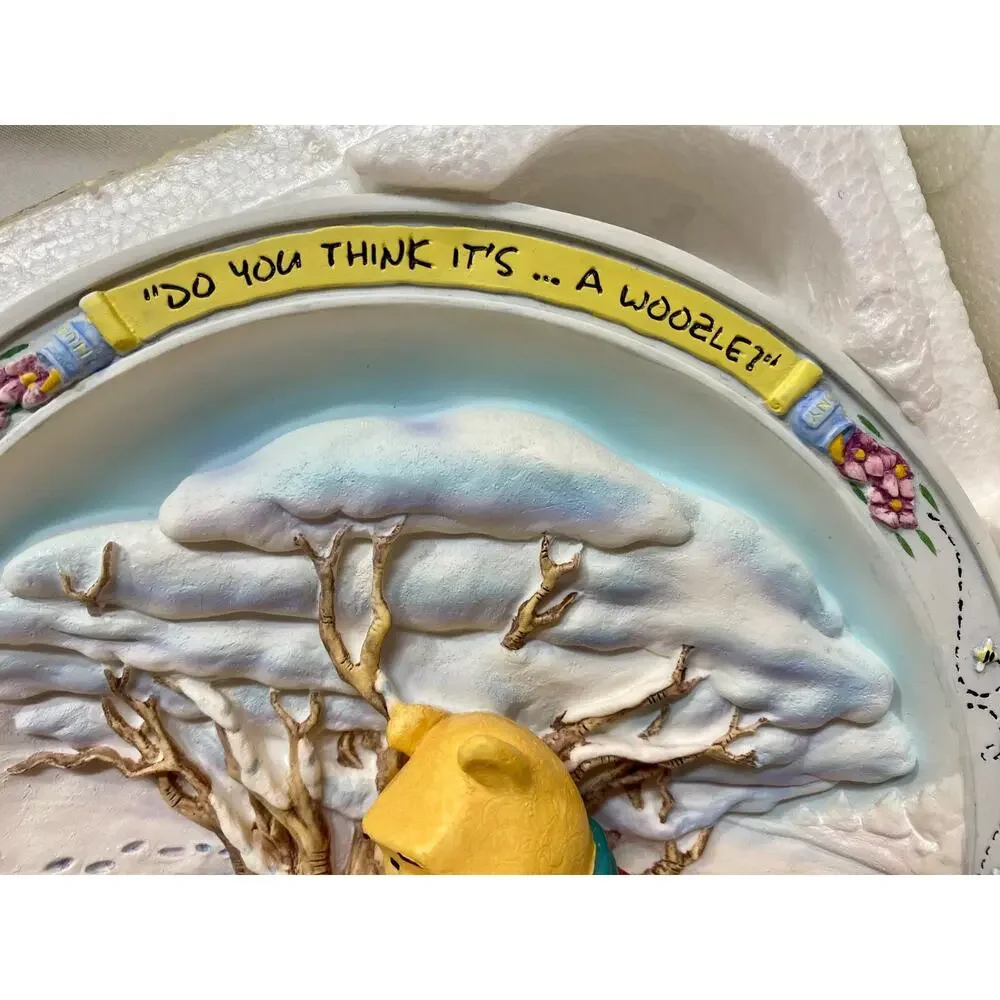 Winnie the Pooh Do You Think It's...A Woozle? Disney Bradford Exchange 3D Plate
